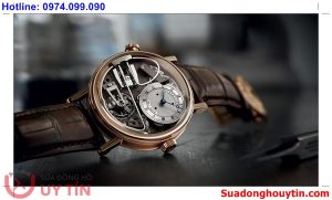 Ảnh hưởng của từ trường khiến đồng hồ chạy chậm