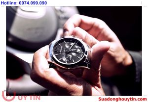Đồng hồ không chạy do lâu ngày không hoạt động