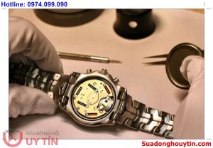 Khắc phục tình trạng đồng hồ cơ chạy nhanh